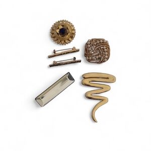 Vintage Gold and Silver Brooch Set